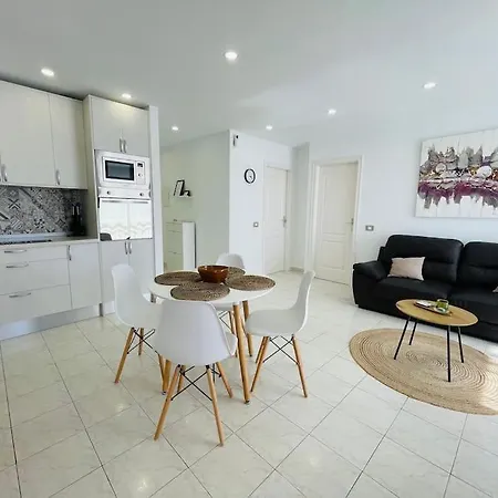 Un Posto Al Sole דירה *